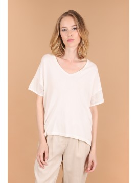 PULL V ajouré sur manches...