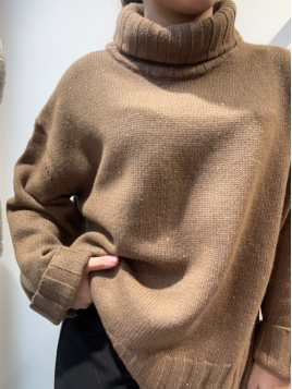 Pull long col montant Catnoir