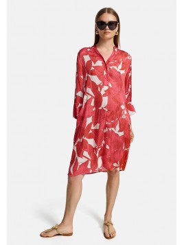 Robe manches 3/4 en satin...