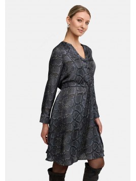 Robe en satin de viscose...