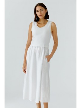 Robe OUI tendance à...