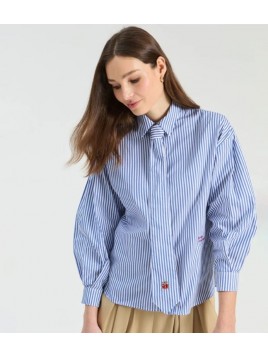 Chemise à rayures bleues...